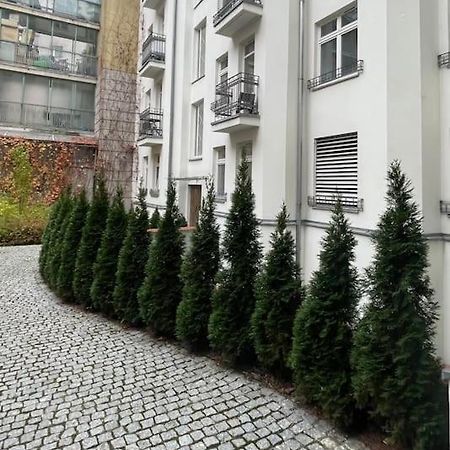 Cute Apartment Perfect For Business And Travel. 바르샤바 외부 사진