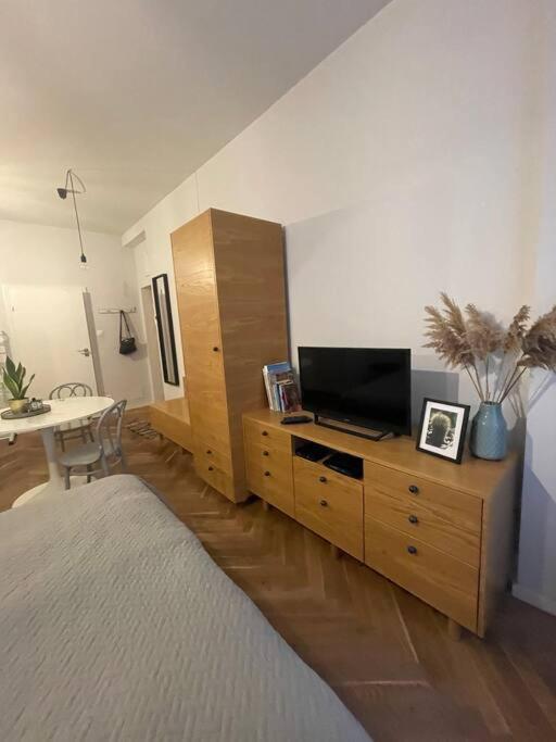 Cute Apartment Perfect For Business And Travel. 바르샤바 외부 사진
