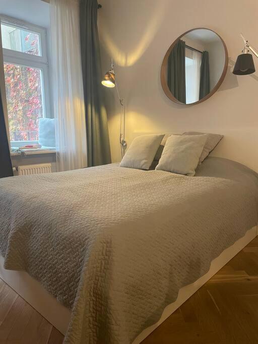 Cute Apartment Perfect For Business And Travel. 바르샤바 외부 사진