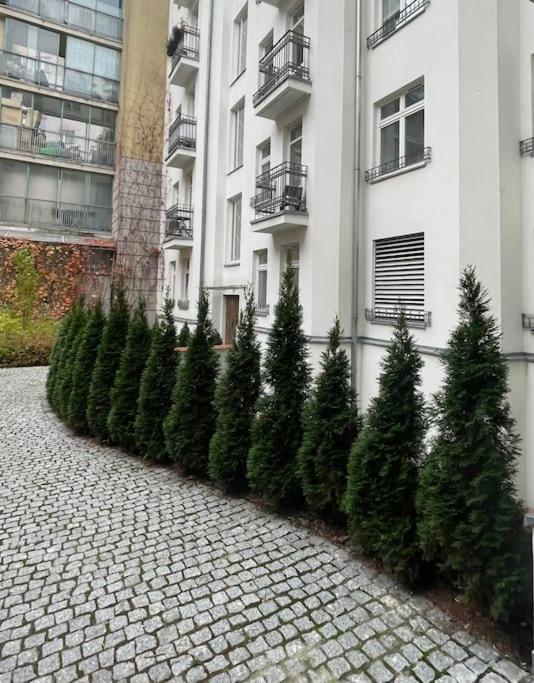 Cute Apartment Perfect For Business And Travel. 바르샤바 외부 사진
